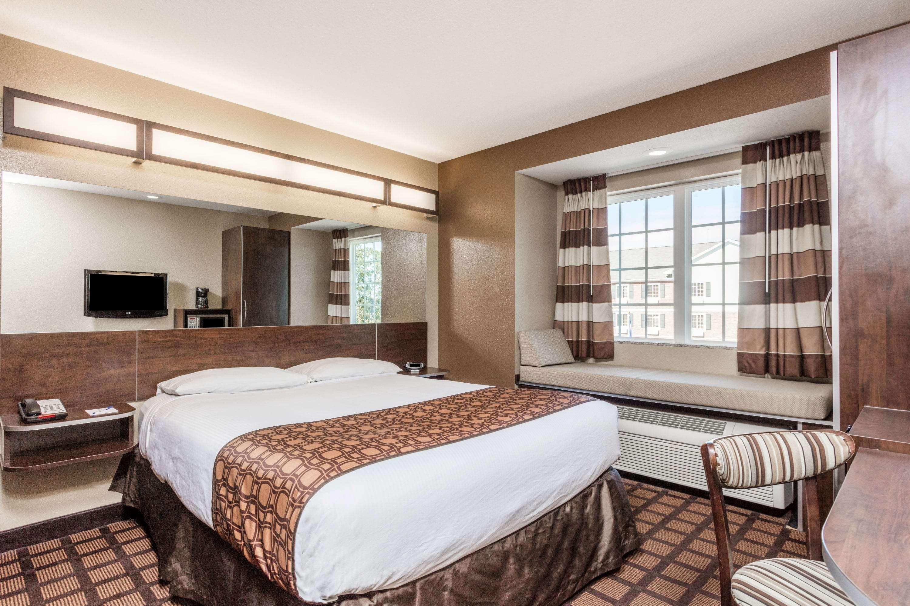 Microtel Inn & Suites By Wyndham Macon Buitenkant foto