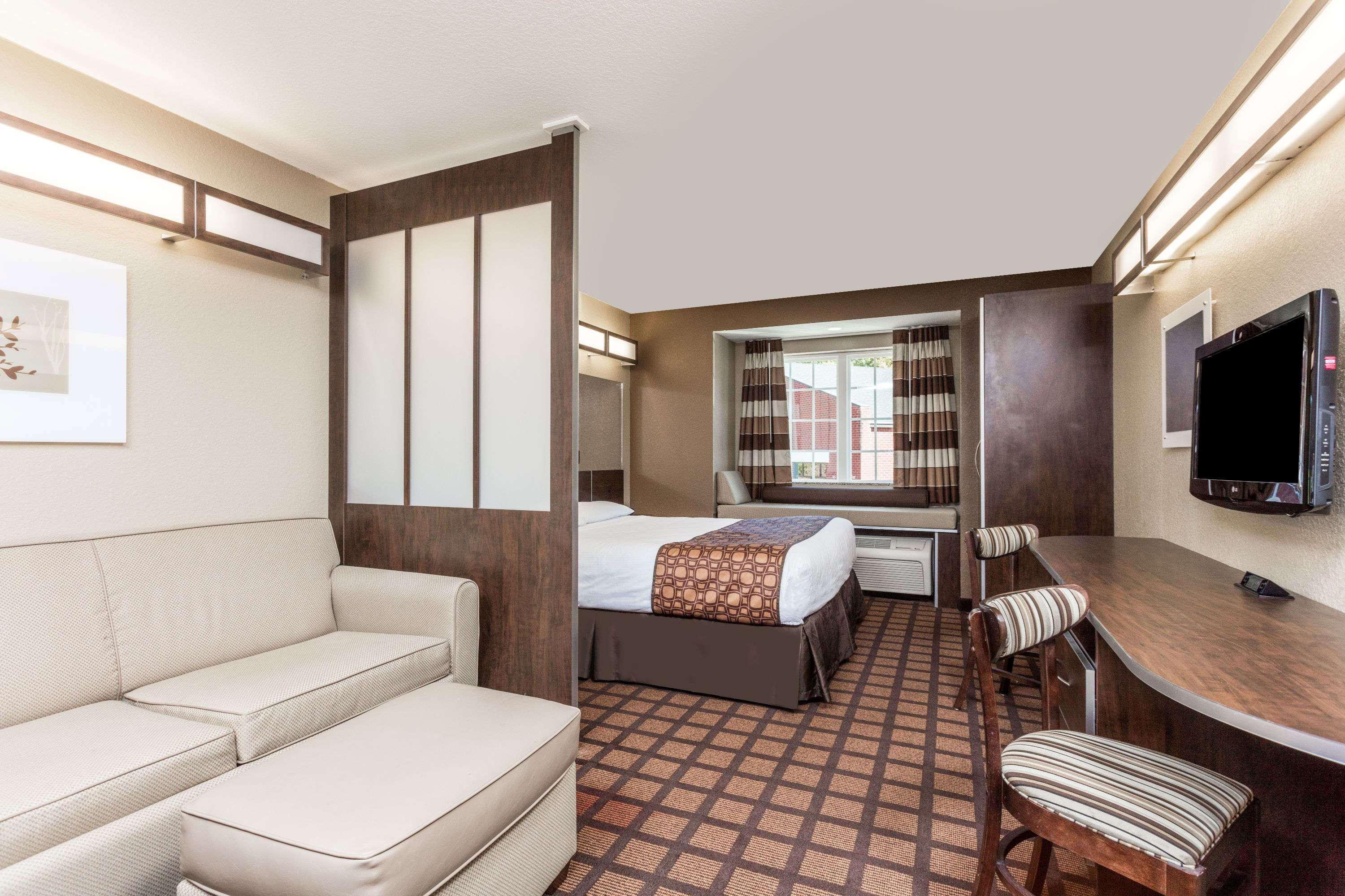 Microtel Inn & Suites By Wyndham Macon Buitenkant foto